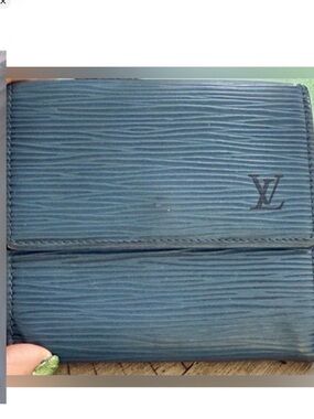 Authentic Louis Vuitton Textured Blue Wallet